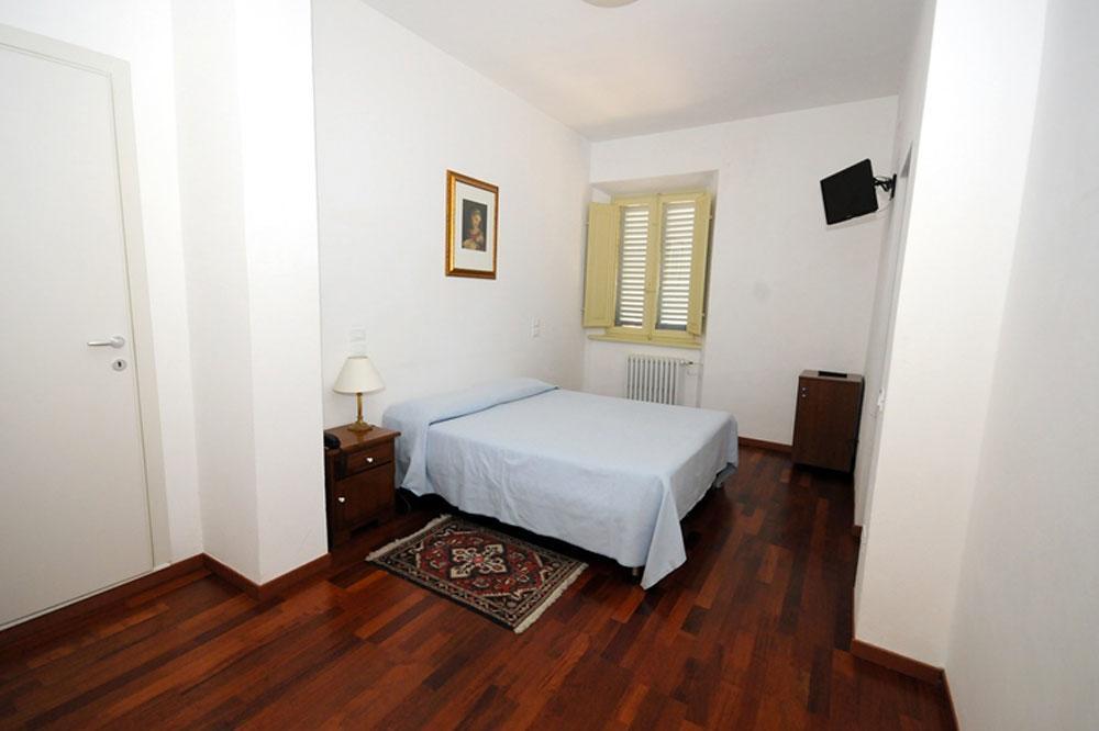 Guest House Domus อูร์บีโน ภายนอก รูปภาพ