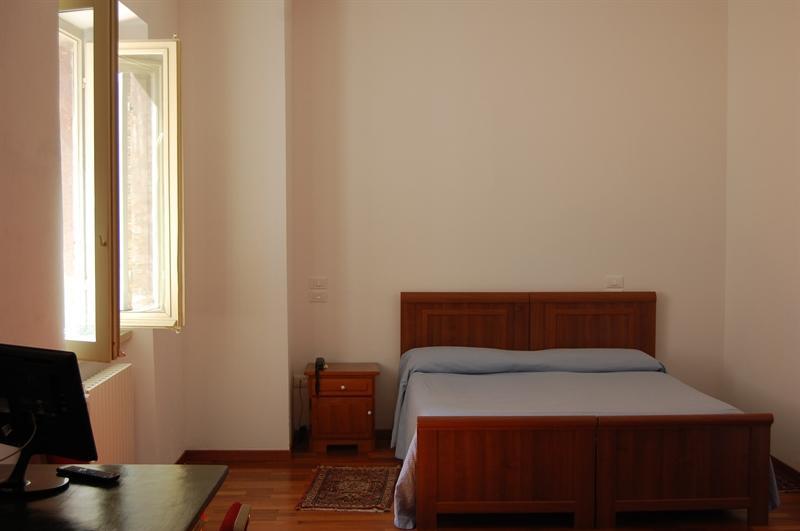 Guest House Domus อูร์บีโน ภายนอก รูปภาพ